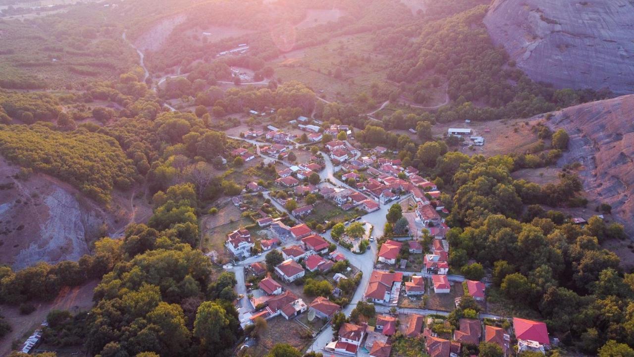 Arados Family Residence Kalampáka Buitenkant foto